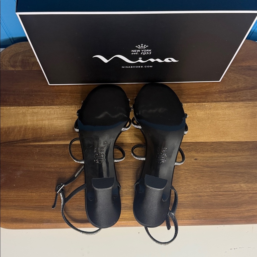 👠 NWT Nina Anna Black Luster Satin Strappy Heels Size 7 - Picture 5 of 7